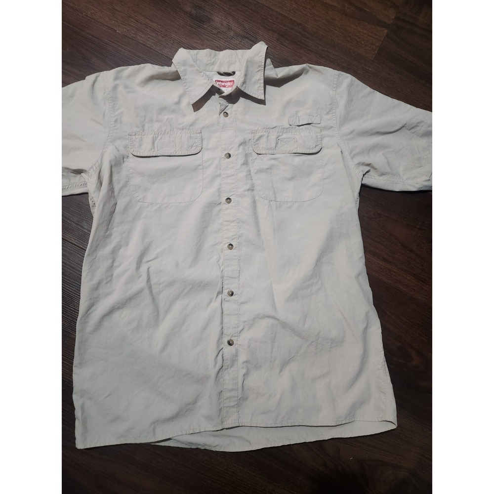 Wrangler Button Up Fishing Shirt Mens XLT Short Sleeve Beige Double Pockets Vent